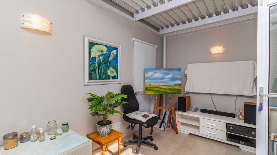 3 Bedroom Property for Sale in Bloubergstrand Western Cape